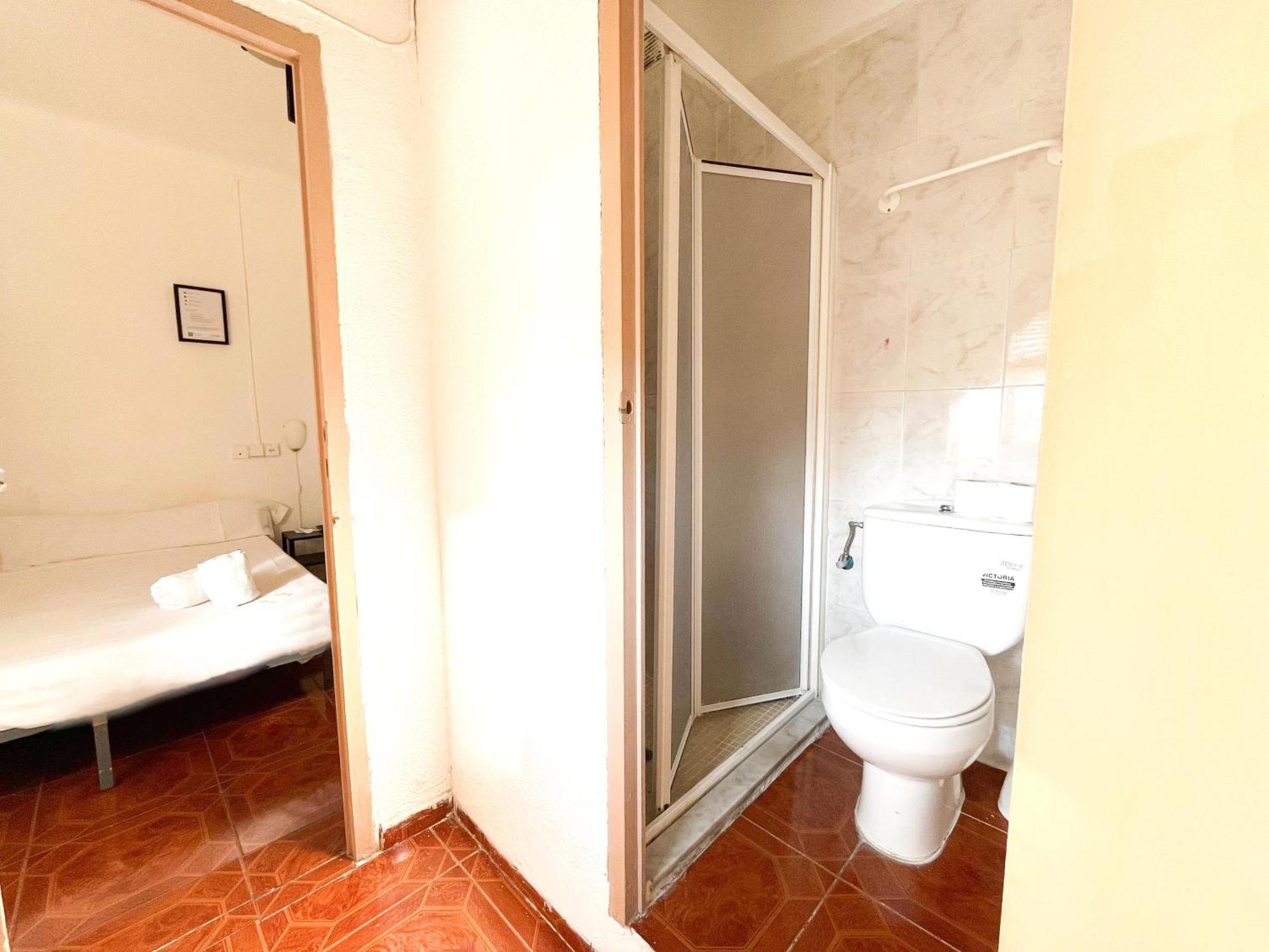 Latic Rooms Alicante Exterior photo
