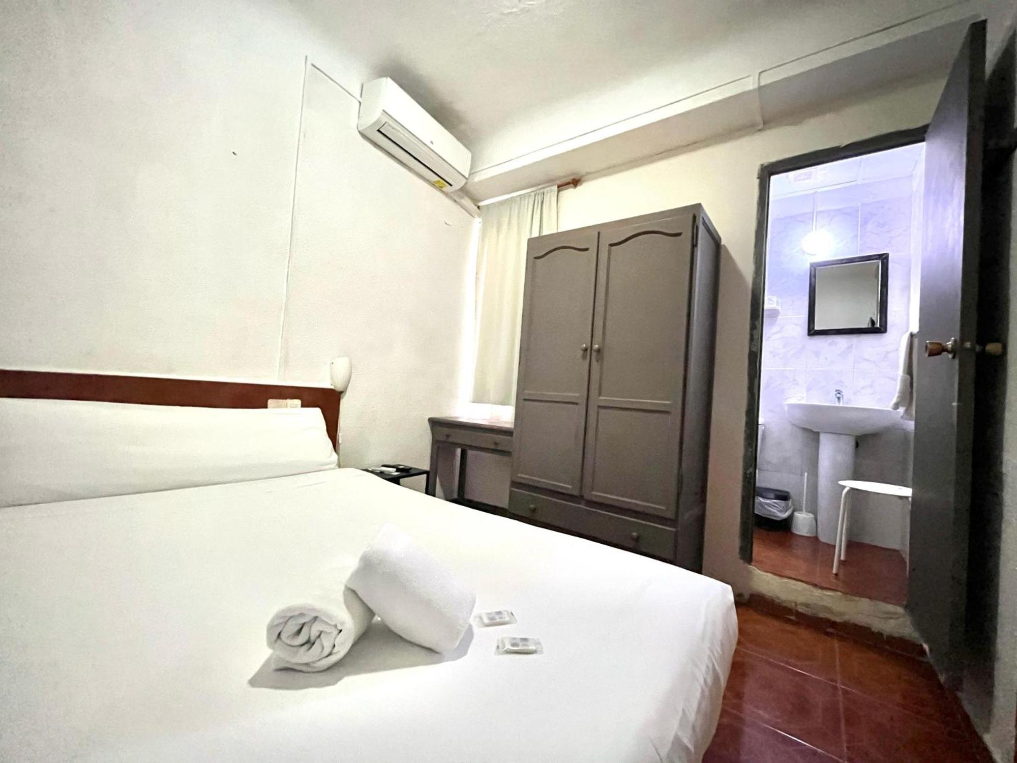 Latic Rooms Alicante Exterior photo