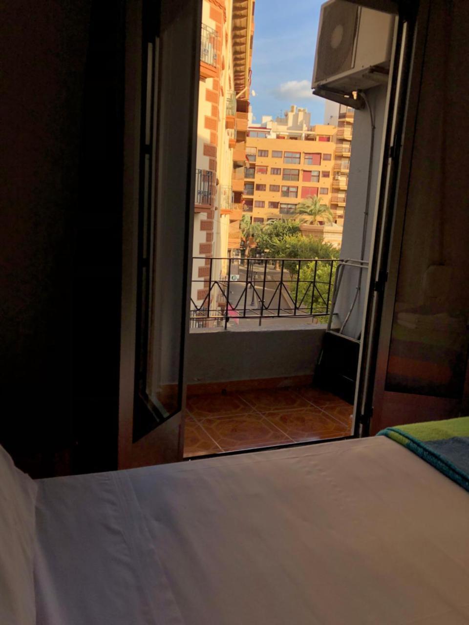 Latic Rooms Alicante Exterior photo